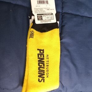 Pittsburgh Penguins NHL Adult Large Moisture Wicking Crew Socks